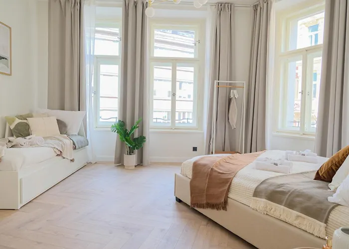 Apartment Rentero Apartment, 4 Minutes National Theather,