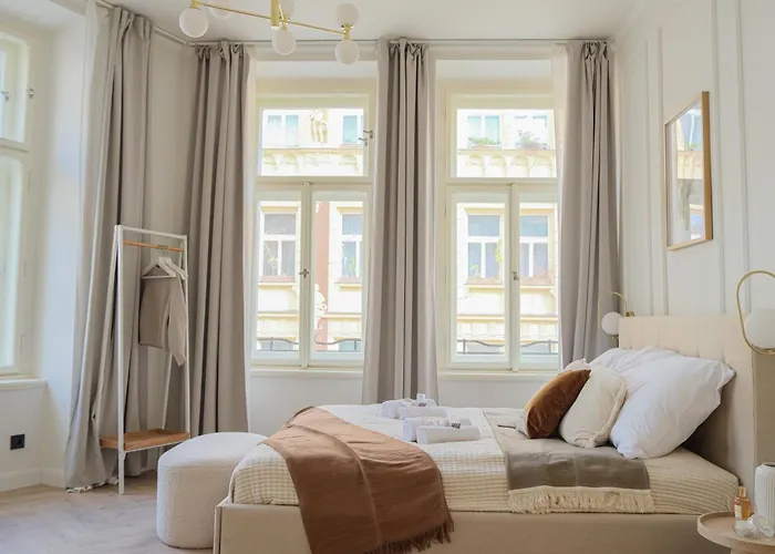 Apartment Rentero Apartment, 4 Minutes National Theather, Prag