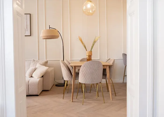 Apartment Rentero Apartment, 4 Minutes National Theather,