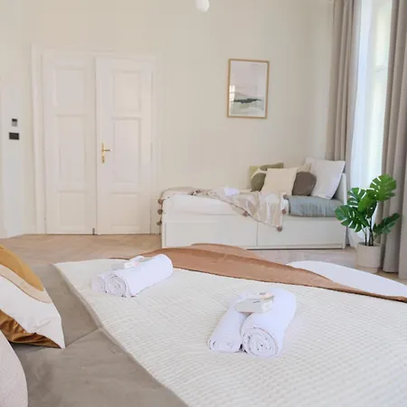 4 Minutes National Theather Apartment, Lägenhet Prag